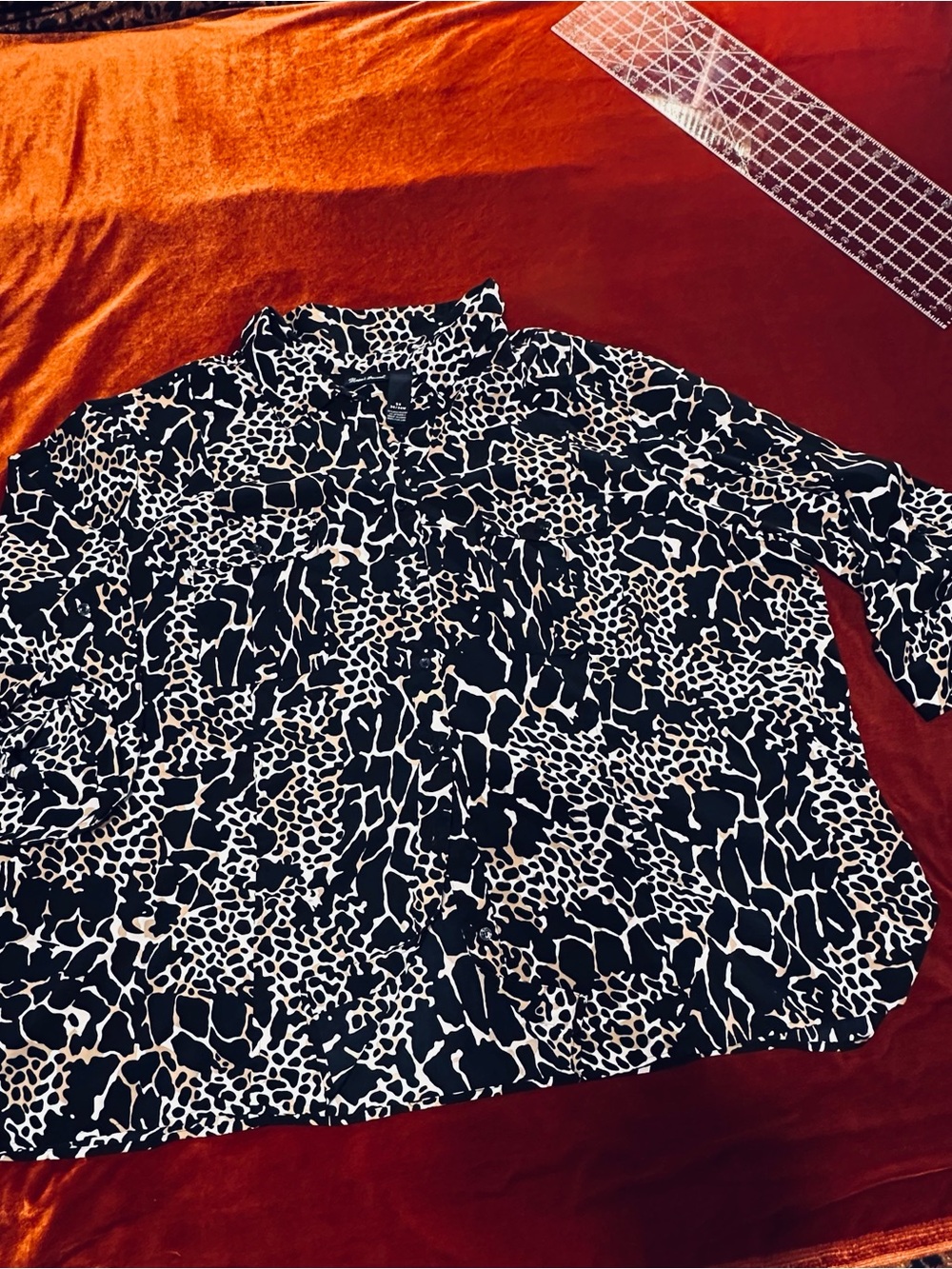 Women’s Tan/black leopard button-front blouse